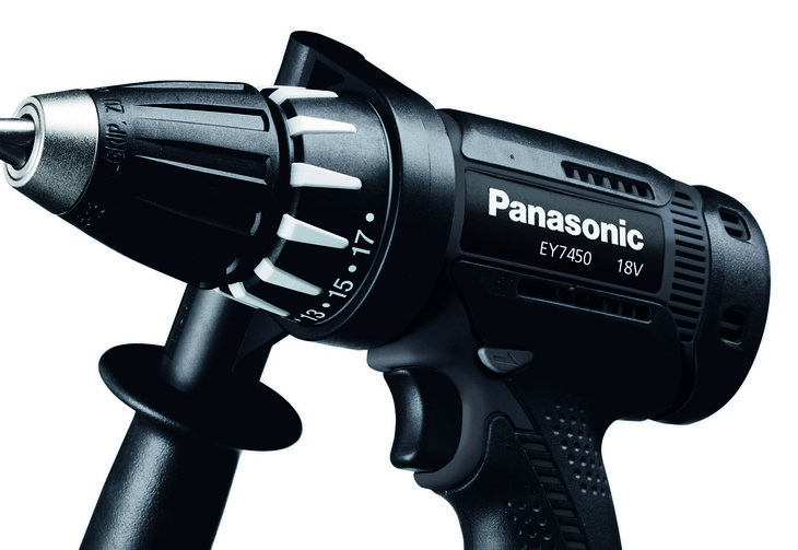 Panasonic PAEY7450LS2S - dla amatorów i profesjonalistów