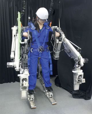 Egzoszkielet Assist Suit AWN-03 firmy Mitsui