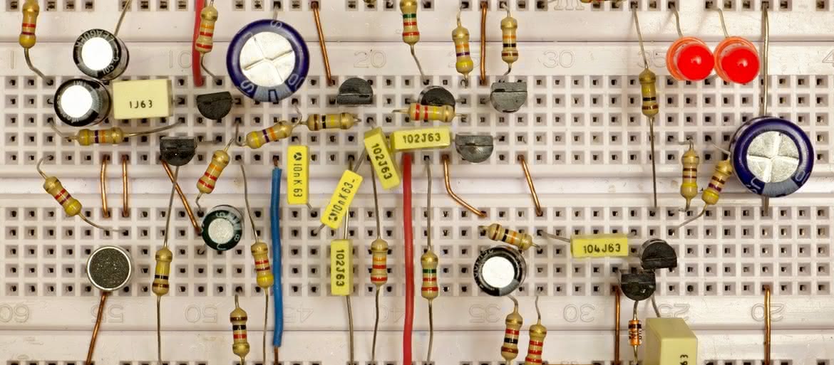 Elektrotechnika vs elektronika