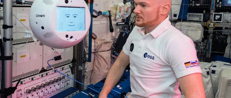 Wyczuwające emocje roboty udają się na stację kosmiczną, aby pomóc astronautom